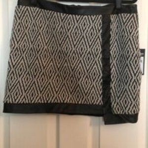 Ella Moss Tweed Leather Trim Skirt L